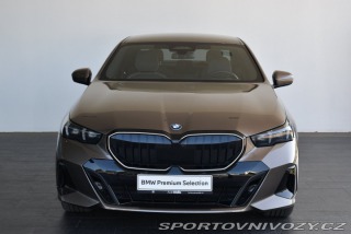 BMW 5 550e xDrive 2024