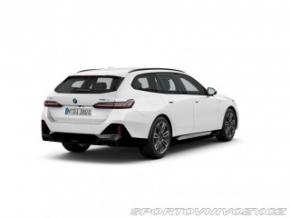 BMW i5 xDrive40 Touring 2024
