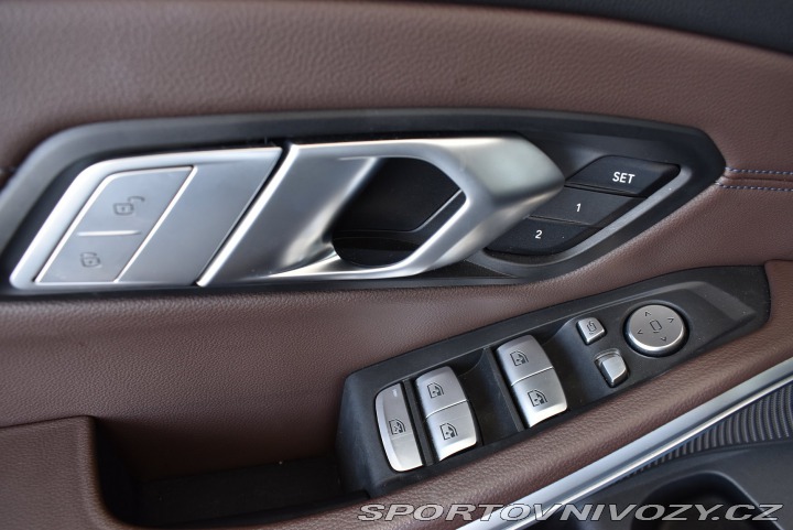 BMW 3 330i xDrive 2022