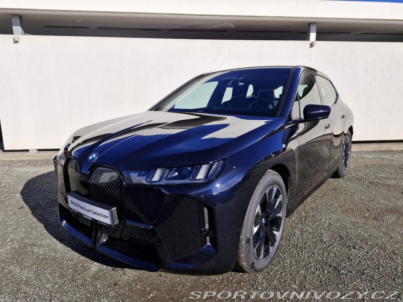 BMW iX | xDrive45