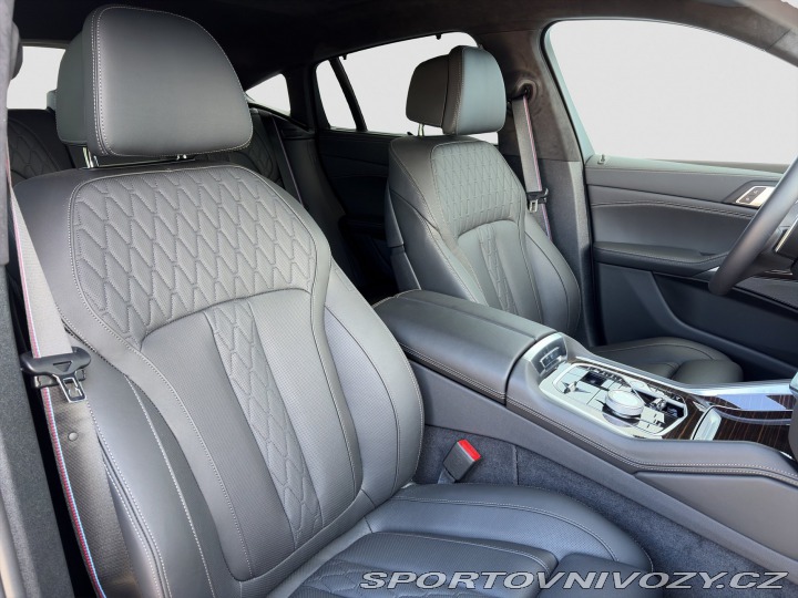 BMW X6 xDrive40d 2025