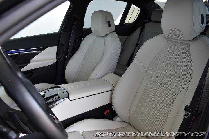 BMW i5 M60 xDrive 2023