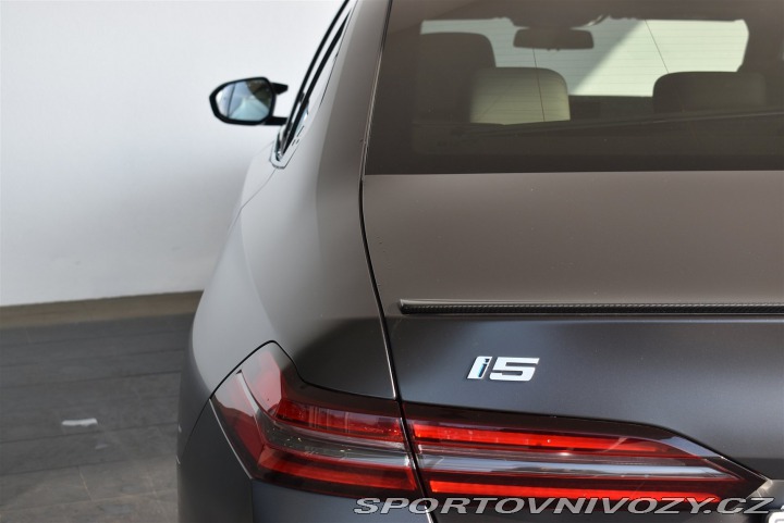 BMW i5 M60 xDrive 2023