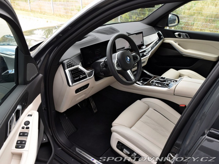 BMW X5 xDrive50e 2025