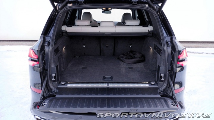 BMW X5 xDrive50e 2025