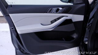 BMW X5 xDrive50e 2025