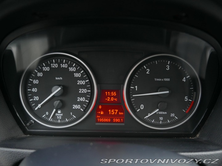 BMW 3 330d xDrive M-paket REZER 2011