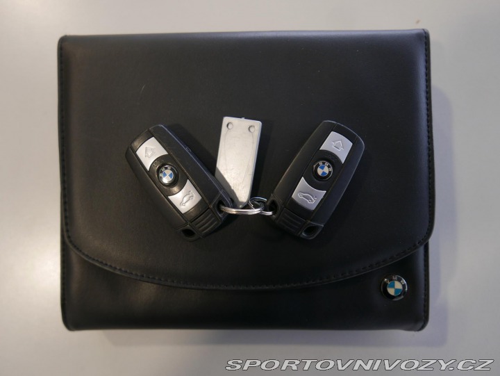 BMW 3 330d xDrive M-paket REZER 2011