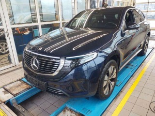 Mercedes-Benz  EQC 400 4MATIC PŘIPRAVUJEME