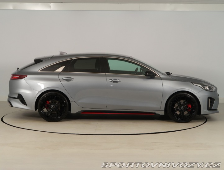 Kia ProCeed GT 1.6 T-GDI 2021