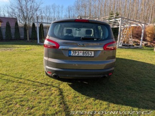 Ford Ostatní modely S-MAX 2,0 EcoBoost 147 kW • r 2013