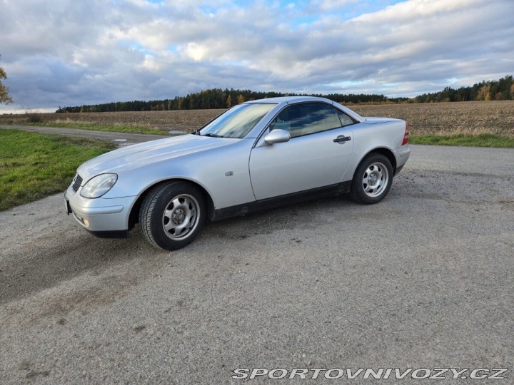 Mercedes-Benz Ostatní modely 200 z roku 1998 – Německá leg 1998