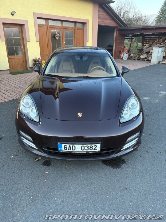 Porsche Panamera 4,8 4S 2011