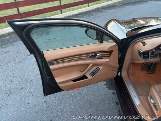 Porsche Panamera 4,8 4S 2011