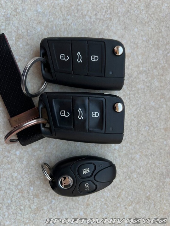 Škoda Octavia RS 2,0   3 RS Challenge TDI 2015