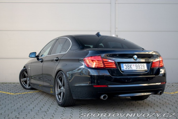 BMW 5  2011