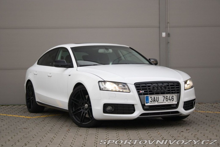 Audi S5  2011