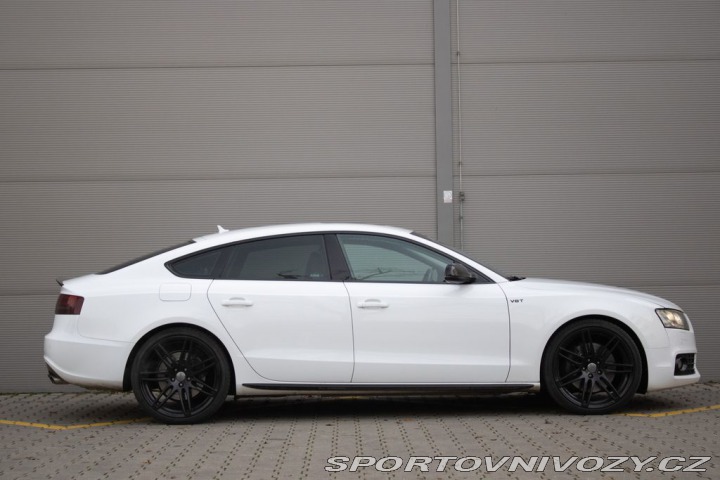 Audi S5  2011