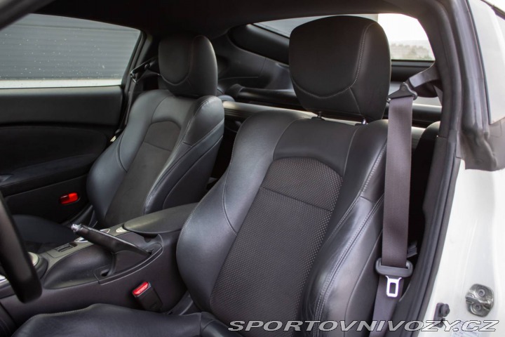 Nissan 370 Z 3.7 V6 GT Edition  / AJ 2012