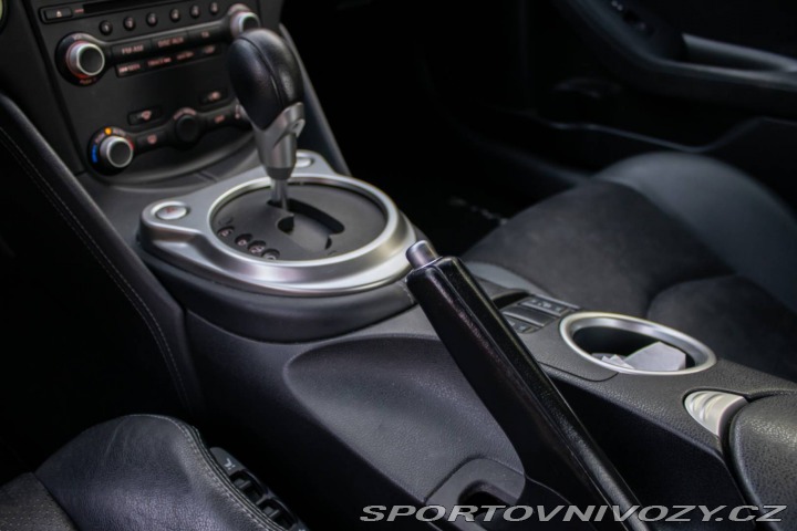 Nissan 370 Z 3.7 V6 GT Edition  / AJ 2012