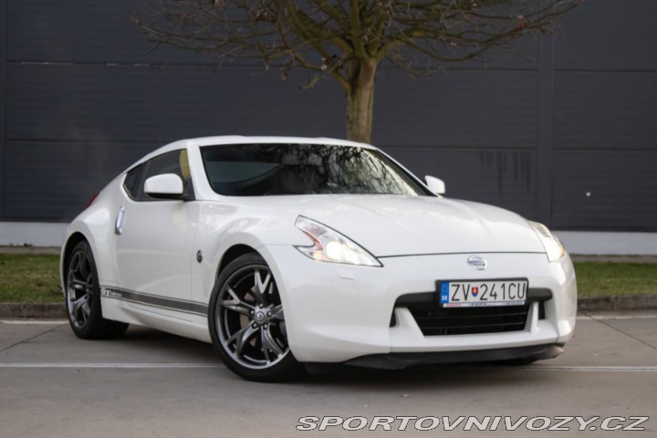 Nissan 370 Z 3.7 V6 GT Edition  / AJ 2012