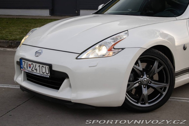 Nissan 370 Z 3.7 V6 GT Edition  / AJ 2012
