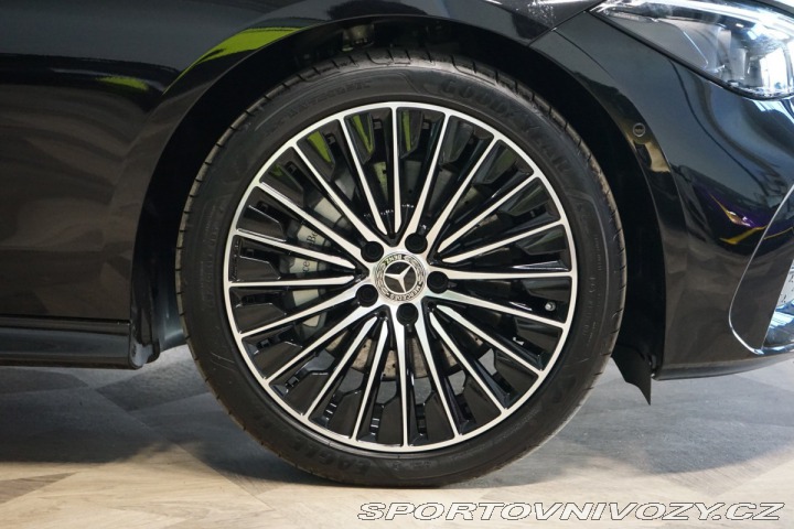 Mercedes-Benz CLE 220d*LED*360*ZÁRUKA* 2025