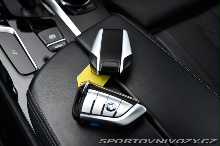 BMW 5 540d xD INDIVIDUAL LASER 2022