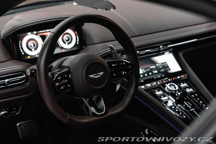 Aston Martin DB12 Coupé 44.0 V8, Inspire Co 1800