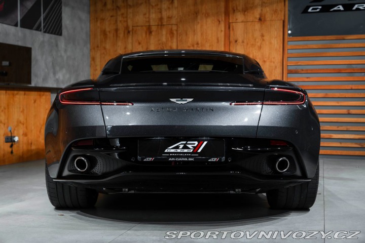 Aston Martin DB12 Coupé 44.0 V8, Inspire Co 2025