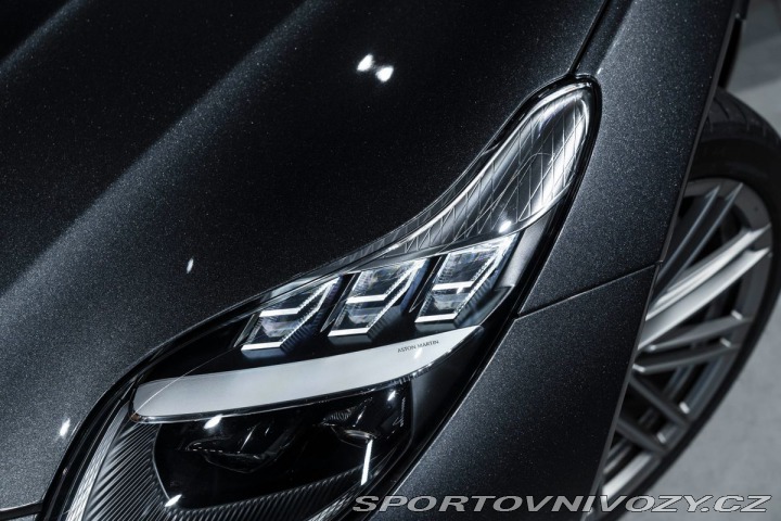 Aston Martin DB12 Coupé 44.0 V8, Inspire Co 2025