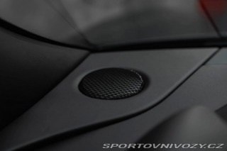 Aston Martin DB12 Coupé 44.0 V8, Inspire Co 2025