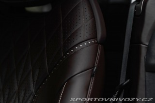 Aston Martin DB12 Coupé 44.0 V8, Inspire Co 2025