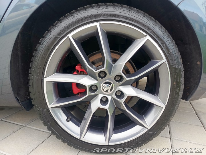 Škoda Octavia RS  2015