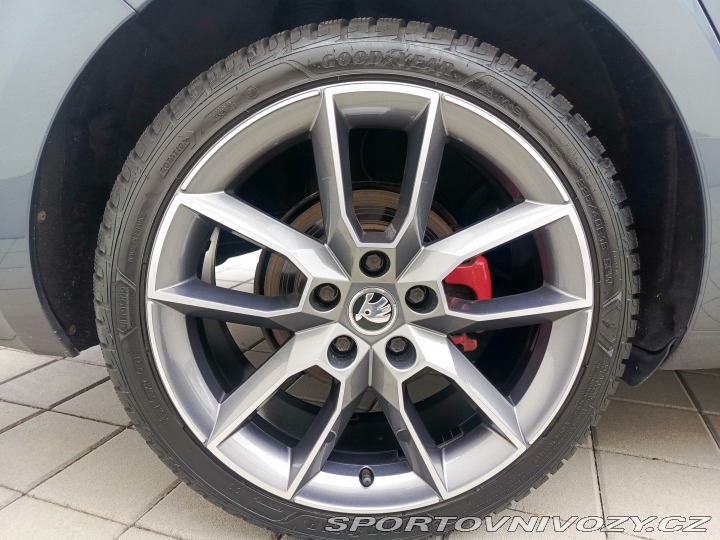 Škoda Octavia RS  2015