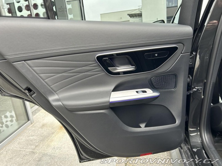 Mercedes-Benz Ostatní modely GLC 220d 4MATIC AMG NIGHT ZÁR 2025