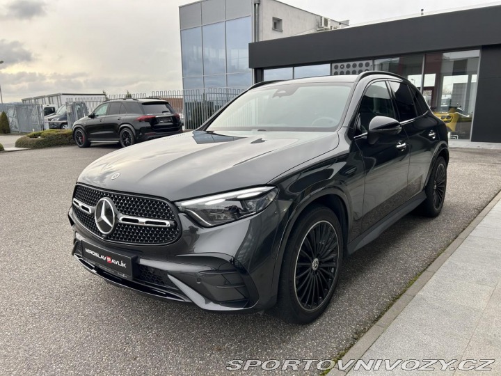 Mercedes-Benz Ostatní modely GLC 220d 4MATIC AMG NIGHT ZÁR 2025