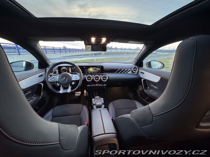 Mercedes-Benz CLA 45 AMG 2022