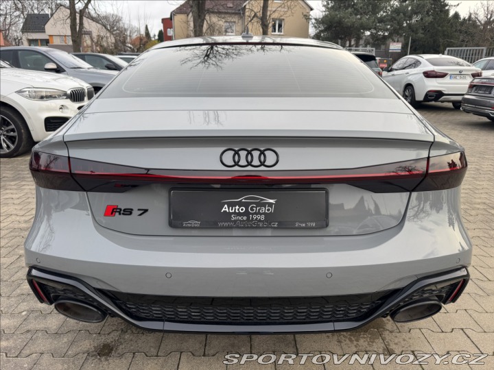 Audi RS7  2022
