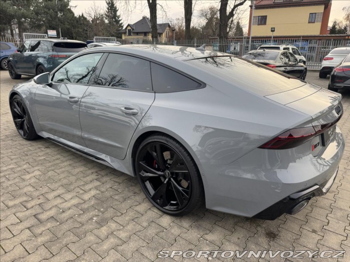 Audi RS7  2022