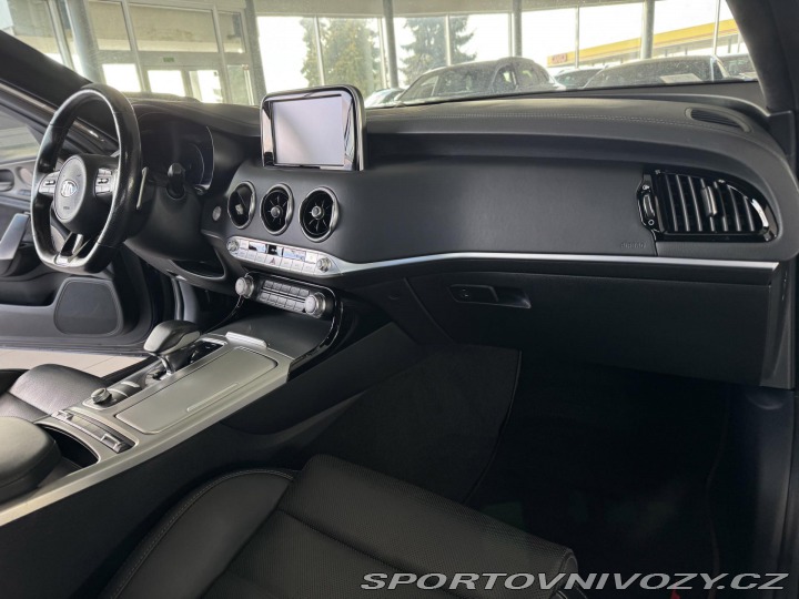 Kia Stinger 3,3TGDI V6*4WD*REZERVACE! 2018