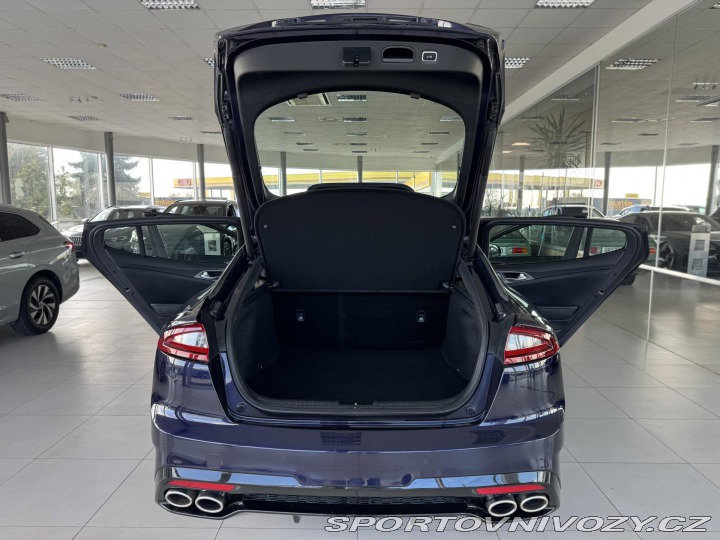 Kia Stinger 3,3TGDI V6*4WD*Head-Up*DP 2018