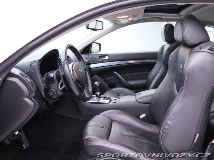 Infiniti G37 3,7 i 235kW V6 Automat 2011