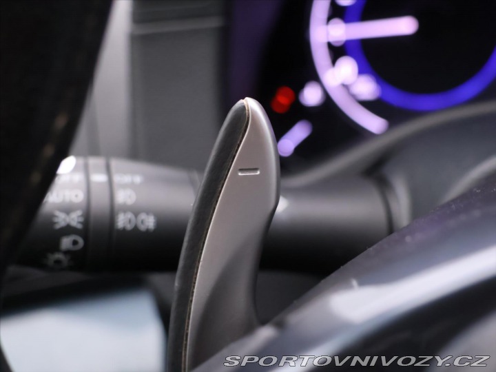 Infiniti G37 3,7 i 235kW V6 Automat 2011