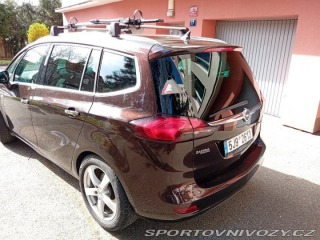 Opel Ostatní modely Zafira 2,0   96kw 7 míst 288 000 2012