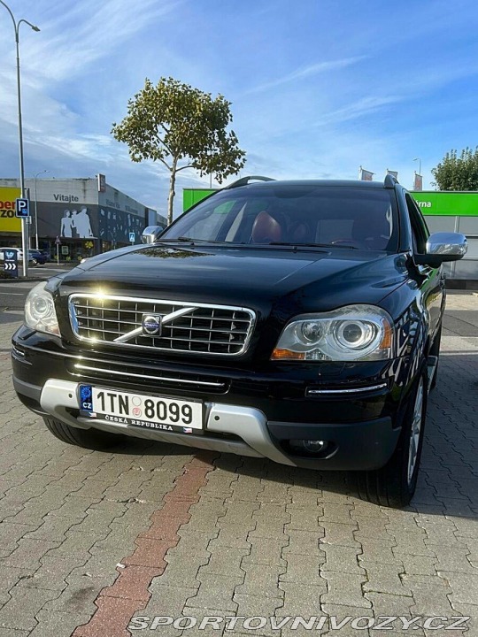 Volvo Ostatní modely XC90 2,4 2019