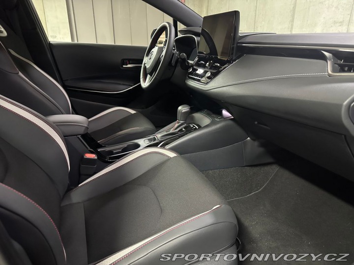 Toyota Corolla GR Sport JBL 2.0 Hybrid e 2025