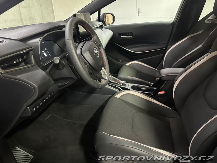 Toyota Corolla GR Sport JBL 2.0 Hybrid e 2025