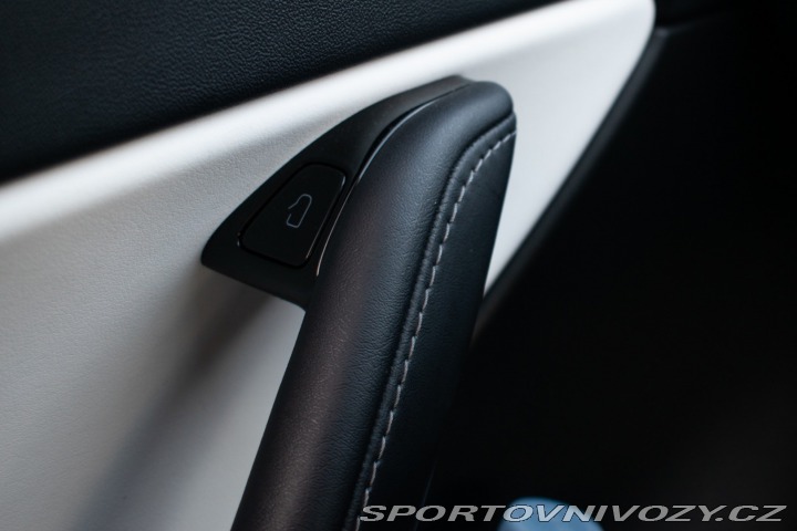 Tesla Model Y Long Range Dual Motor AJ 2020