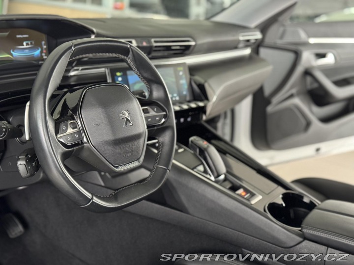 Peugeot 508 Hybrid 225*AT8*REZERVACE 2022